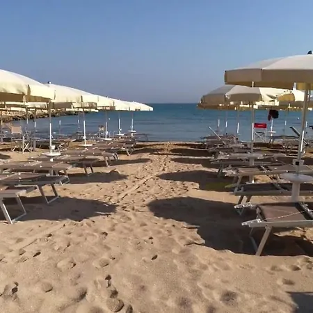 La Mia Terrazza Sul Mare - Mared'amare Апартаменты *